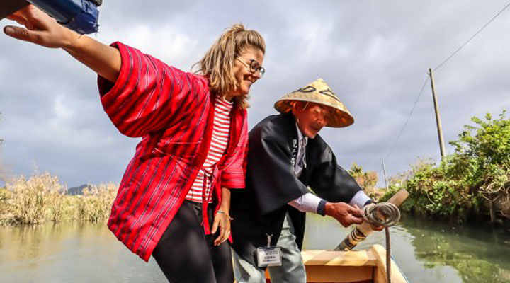 20 Finest Japanese Souvenirs to Rejoice Your Journey